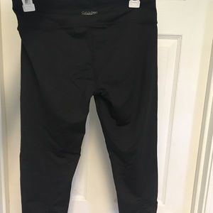 Calvin Klein Performance Capris! 🚴‍♀️